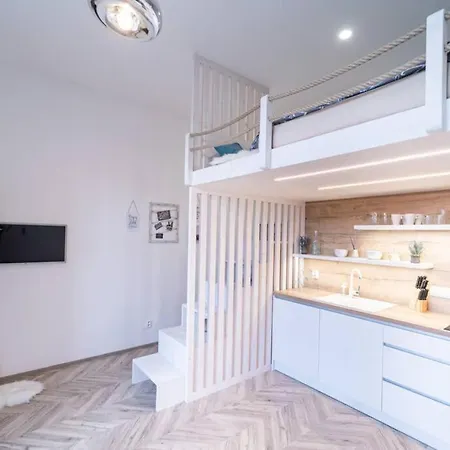 Lavender Time Studio With A Garden View Balcony 布尔诺